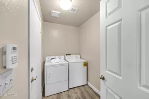 2722 E Lawndale St, Mesa, AZ 85213 - Photo 46