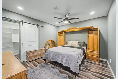 4139 W Desert Hills Drive, Phoenix, AZ 85029 - Photo 8