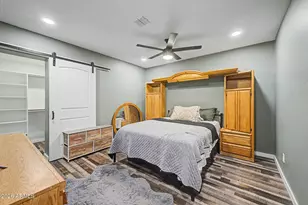 4139 W Desert Hills Dr, Phoenix, AZ 85029 - Photo 8