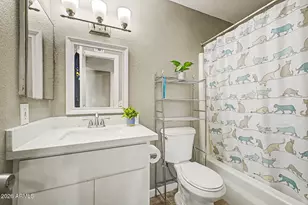 4218 N 82nd Dr, Phoenix, AZ 85033 - Photo 18