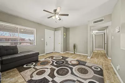 4218 N 82nd Drive, Phoenix, AZ 85033 - Photo 8