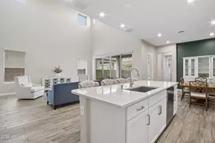 10302 W Deanna Dr, Peoria, AZ 85382 - Photo 18
