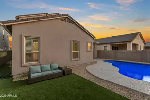 10302 W Deanna Dr, Peoria, AZ 85382 - Photo 4
