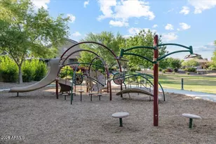 6748 W Charter Oak Rd, Peoria, AZ 85381 - Photo 26