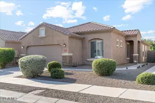6748 W Charter Oak Rd, Peoria, AZ 85381 - Photo 2