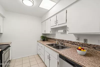 13205 N 100th Avenue, Sun City, AZ 85351 - Photo 6