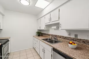 13205 N 100th Ave, Sun City, AZ 85351 - Photo 6