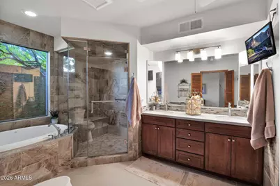 10411 N 23rd Place, Phoenix, AZ 85028 - Photo 16