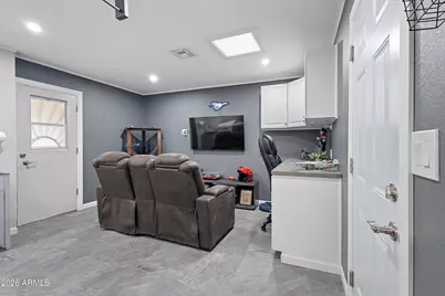 10421 W Concho Circle, Sun City, AZ 85373 - Photo 14