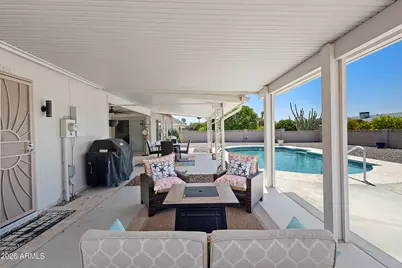 10421 W Concho Circle, Sun City, AZ 85373 - Photo 18
