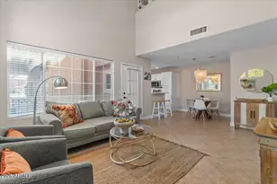 1633 E Lakeside Dr, Gilbert, AZ 85234 - Photo 4