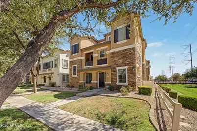 418 N Mahogany Court, Gilbert, AZ 85233 - Photo 4