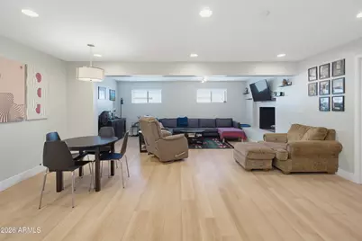 4109 N 34th Street, Phoenix, AZ 85018 - Photo 8