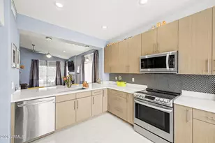 4640 E Michelle Dr, Phoenix, AZ 85032 - Photo 4
