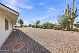 12059 N St Annes Dr, Sun City, AZ 85351 - Photo 28