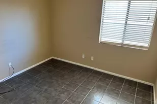 43591 W Colby Dr, Maricopa, AZ 85138 - Photo 2