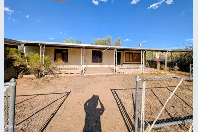 20300 E Emerald Drive, Black Canyon City, AZ 85324 - Photo 2
