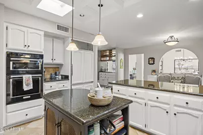 10452 E Cannon Drive, Scottsdale, AZ 85258 - Photo 14
