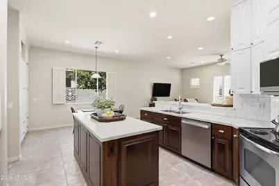 14043 N 90th Drive, Peoria, AZ 85381 - Photo 12