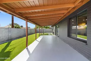 1637 W Griswold Rd, Phoenix, AZ 85021 - Photo 58