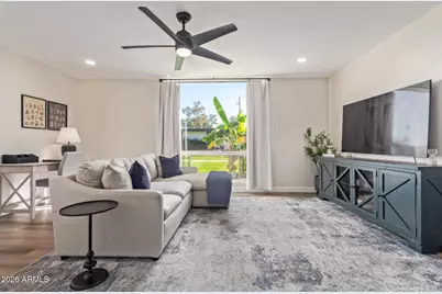 3242 E Camelback Road #106, Phoenix, AZ 85018 - Photo 2