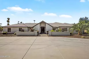 301 W Moon Valley Dr, Phoenix, AZ 85023 - Photo 4