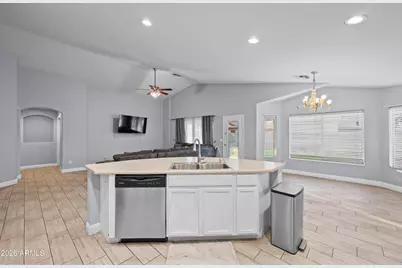 8526 W Preston Lane, Tolleson, AZ 85353 - Photo 12