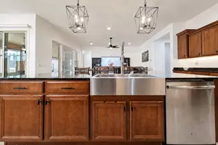 1419 E Gwen St, Phoenix, AZ 85042 - Photo 8