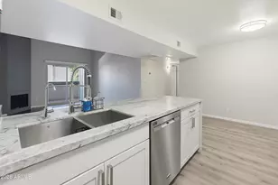 2938 N 61st Pl, Scottsdale, AZ 85251 - Photo 10