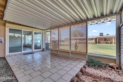 10024 W Lakeview Circle S, Sun City, AZ 85351 - Photo 18
