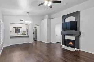 8814 W Shaw Butte Dr, Peoria, AZ 85345 - Photo 10