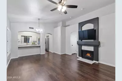 8814 W Shaw Butte Drive, Peoria, AZ 85345 - Photo 2