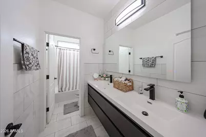 8888 W Rosewood Hills, Peoria, AZ 85383 - Photo 30