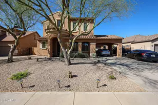 8888 W Rosewood Hills, Peoria, AZ 85383 - Photo 2