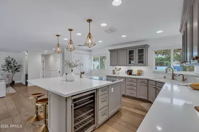 128 E Myrtle Avenue, Phoenix, AZ 85020 - Photo 12