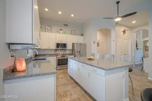 1611 E Redfield Rd, Phoenix, AZ 85022 - Photo 14