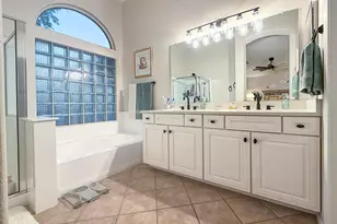 131 N Del Pueblo Pl, Chandler, AZ 85226 - Photo 2