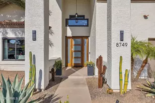 8749 E San Felipe Dr, Scottsdale, AZ 85258 - Photo 2