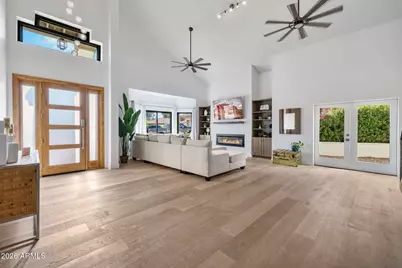 8749 E San Felipe Drive, Scottsdale, AZ 85258 - Photo 4
