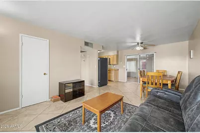 10304 W Deanne Drive, Sun City, AZ 85351 - Photo 4