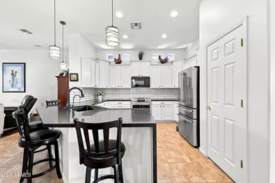 20626 W Lost Creek Drive E, Buckeye, AZ 85396 - Photo 6