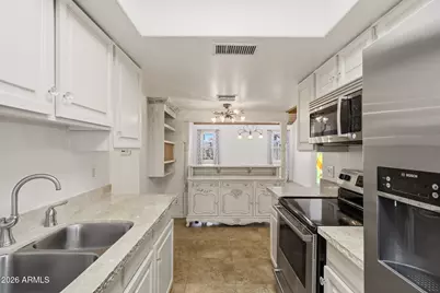 4540 N 44th Street #3, Phoenix, AZ 85018 - Photo 10