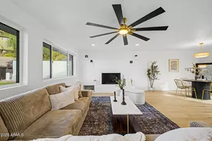 1315 E Echo Ln, Phoenix, AZ 85020 - Photo 14