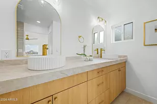 1315 E Echo Ln, Phoenix, AZ 85020 - Photo 36