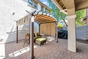 2898 S Hansen Dr, Gilbert, AZ 85295 - Photo 32