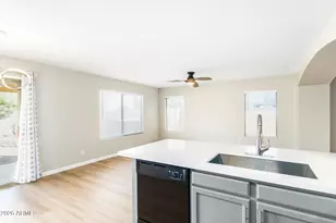 15938 W Post Dr, Surprise, AZ 85374 - Photo 20