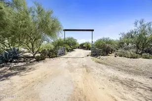 30129 N 56th St, Cave Creek, AZ 85331 - Photo 2