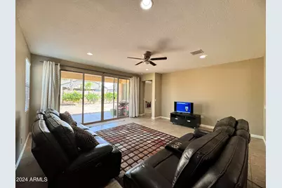 172 E Crescent Place, Chandler, AZ 85249 - Photo 22
