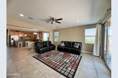 172 E Crescent Place, Chandler, AZ 85249 - Photo 24