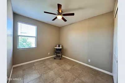172 E Crescent Place, Chandler, AZ 85249 - Photo 4